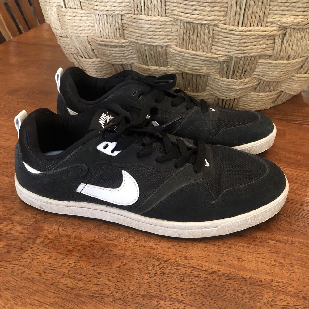Nike SB Alleyoop Classic Skate Shoes White Black Suede Mesh Mens Size 8